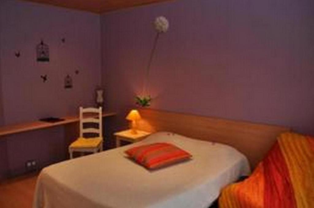 Hotel Du Beffroi Calais Zimmer foto
